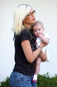 bebes-famosos-tori-spelling