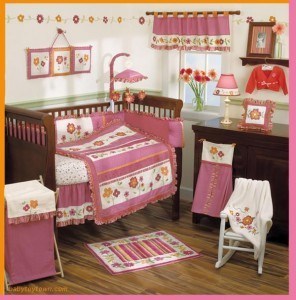 raspberrypetalsroom-lg