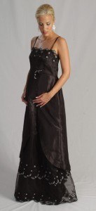 vestidos-de-noche-elegantes-para-embarazadas-4